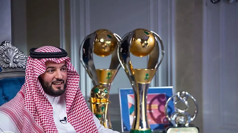 هلاليون لابن نافل: إما كأس العالم للأندية أو الرحيل من النادي