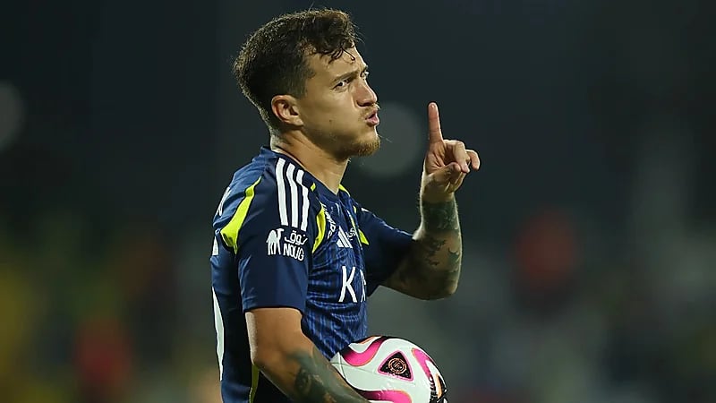 أوتافيو يتعرض لإصابة قوية