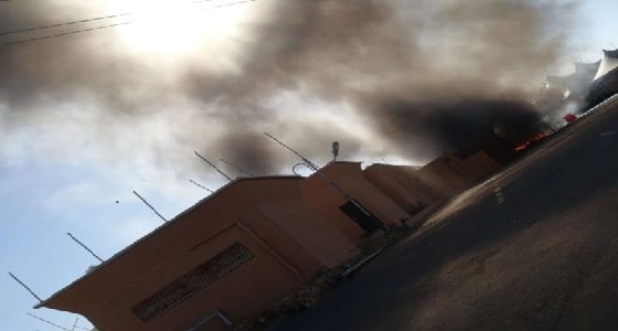 اشتعال حريق بالسوق الشعبي دون أي إصابات