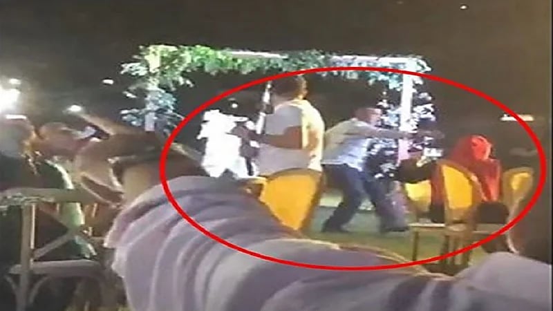 فيديو.. مقتل شاب مقرب من حزب الله الإرهابي في حفل زفاف