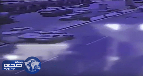 بالفيديو.. تصادم 4 سيارات بطريق الملك عبد العزيز بنجران