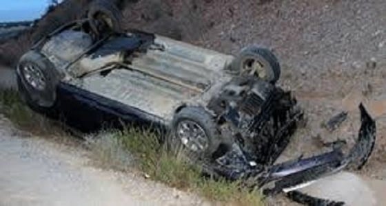 إصابة 7 أشخاص إثر حادث إنقلاب مركبة بطريق الساحل القديم