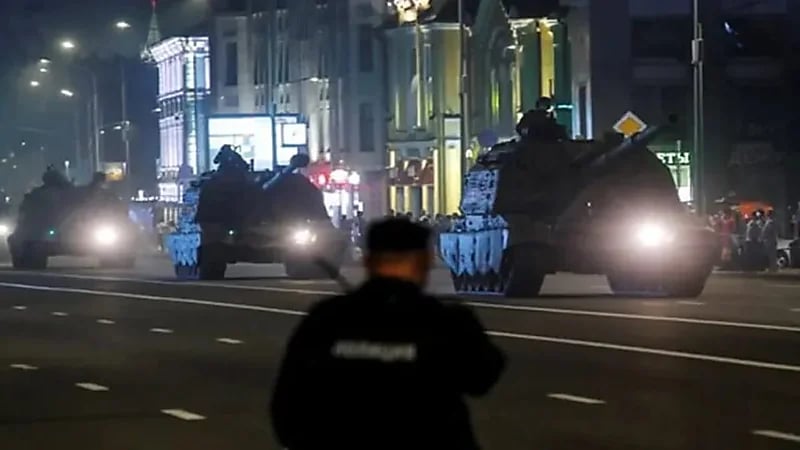 بالفيديو.. هروب جماعي من روسيا بسبب الخدمة العسكرية