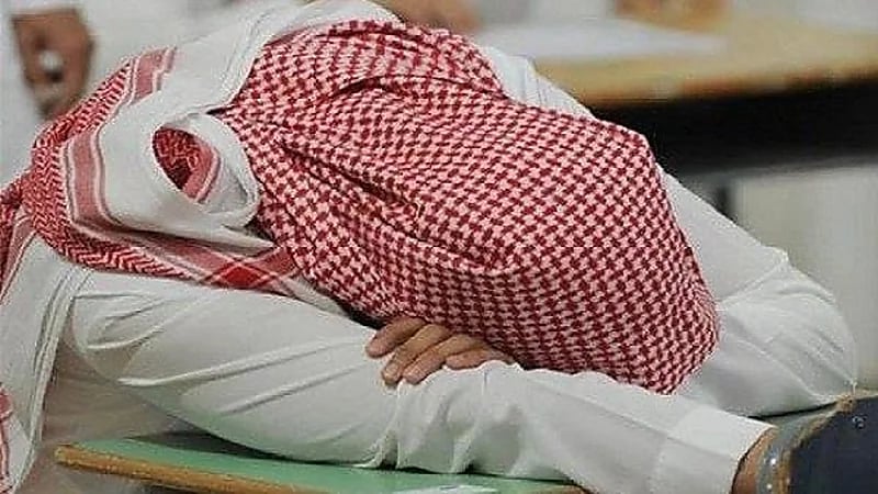 استشاري: يوجد 40 من كل 100 ألف مصابون بالنوم القهري.. فيديو