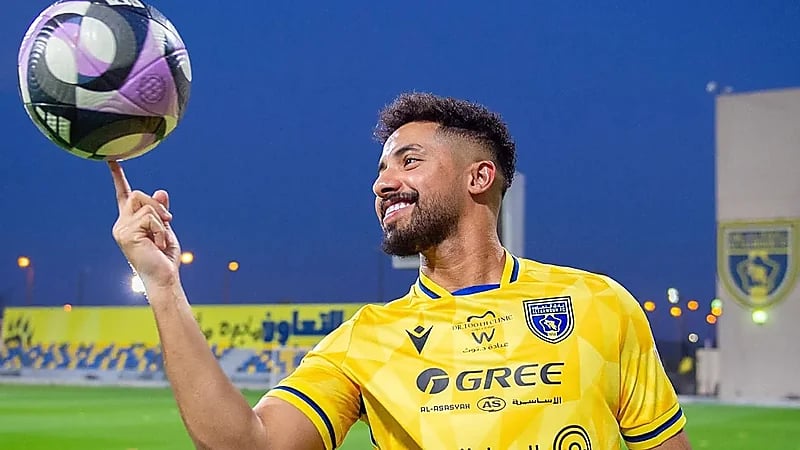 النجمة يقترب من ضم هتان باهبري