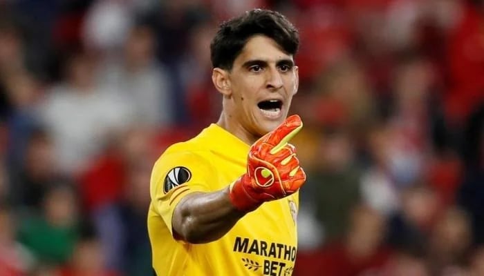 إشبيلية يعيق انتقال ياسين بونو للبايرن