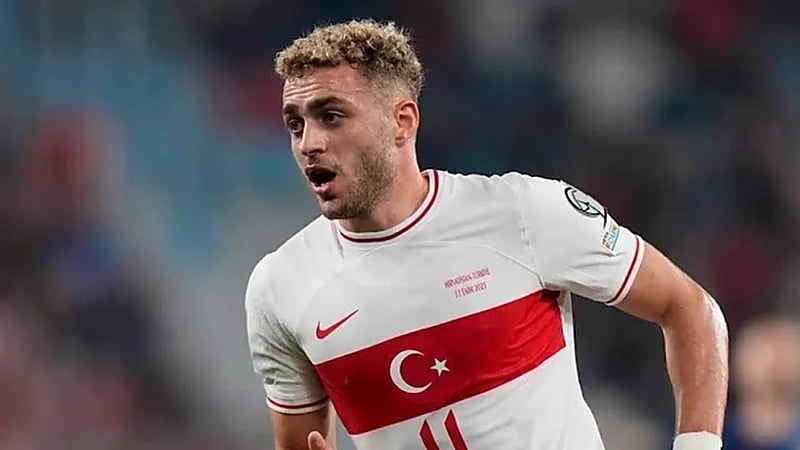 تفاصيل عرض غلطة سراي لتجديد عقد باريش ألبر يلماز