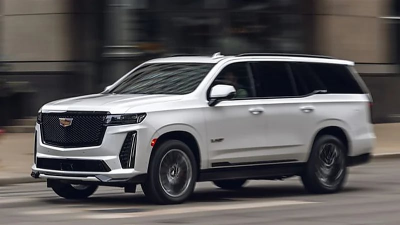 بالصور.. مواصفات ومميزات كاديلاك سكاليد الجبارة