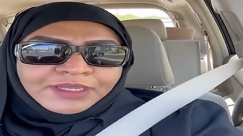 كويتية بعد وصول الحرارة لـ 50: ليش تتذمرون من الحر ..فيديو