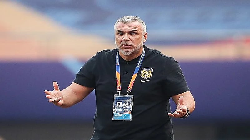 الروماني أولاريو كوزمين يقترب من الاتحاد