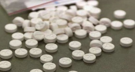 القبض على 3 أشخاص بحوزتهم أكثر من 35 ألف حبة ترامادول بمكة