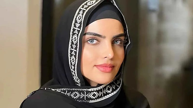 سارة الودعاني توثق معاناتها مع اكتئاب ما بعد الولادة .. صور