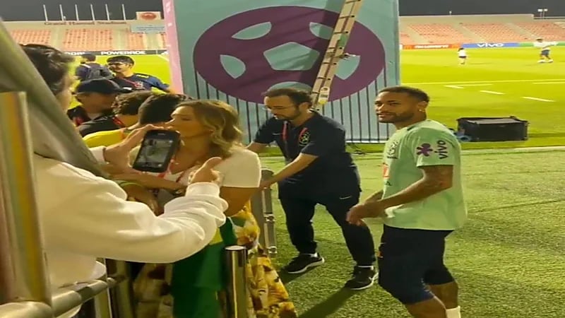 "نيمار" يفصح عن رأيه في قضية دعم المثليين