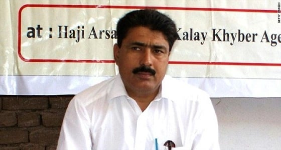 نقل الطبيب الذي ساعد القوات الأمريكية في الوصول لـ " بن لادن " إلى مكان مجهول