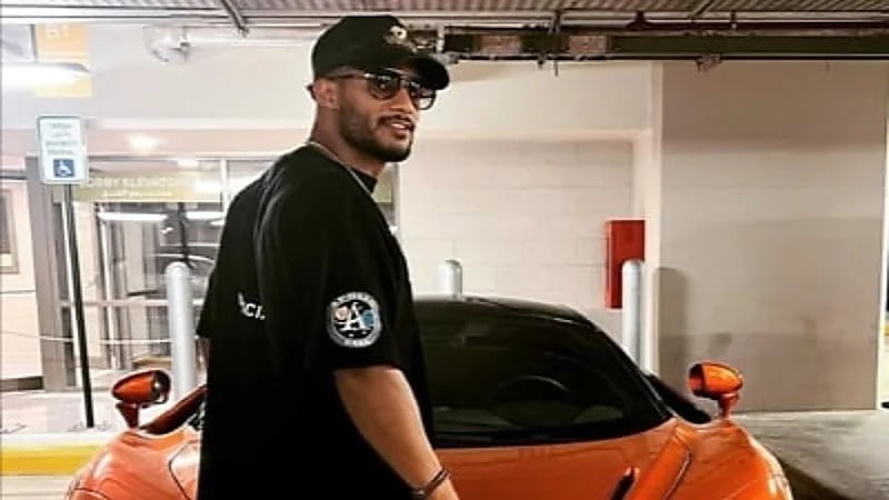 محمد رمضان يثير الجدل في آخر ظهور له مع شقيقه