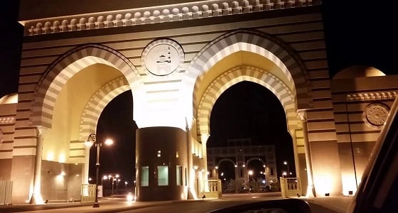 الجامعة الإسلامية تعتمد ترقية 210 موظفًا