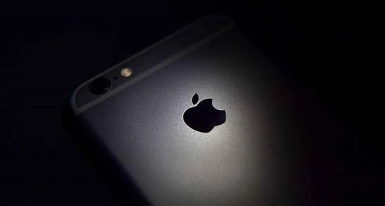 أول صورة لهاتف آيفون الجديد تكشف عن تصميم غريب