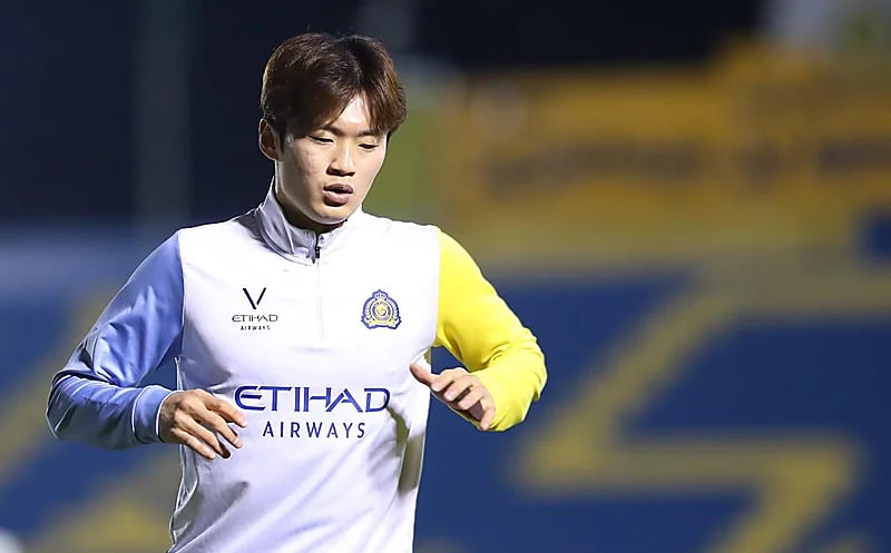 النصر يوافق على إعارة كيم جين سو لنادي جونبك الكوري