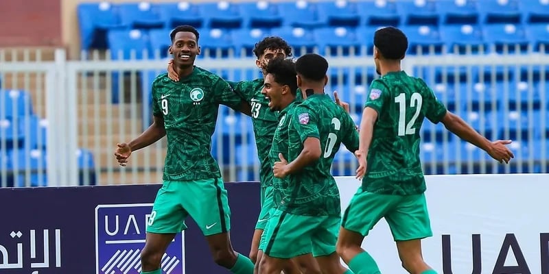 مساعد مدرب الأخضر الشاب: مستعدون لمباراة فلسطين وسنحتفل مع الجمهور بالفوز 