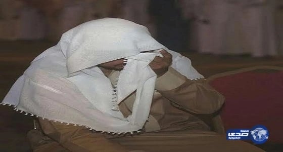 امرأة تسرق سيارة رنج روفر من مواطن أمام عينيه وتلوذ بالفرار في الرياض