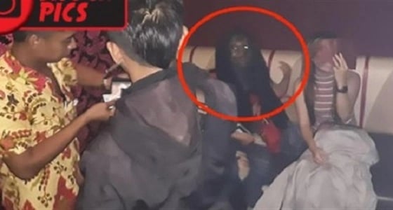 روح شريرة تسيطر على امرأة ورعب بين متابعي مواقع التواصل