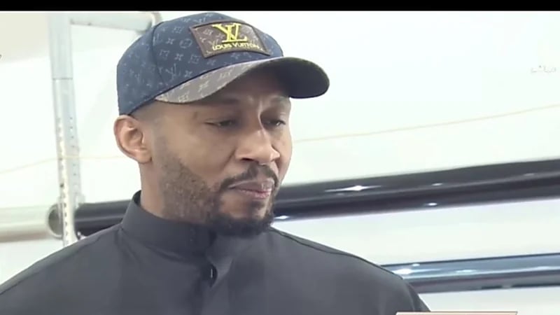 خبير تظليل: العازل الحراري يقلل من حدة ضوء الشمس ويحافظ على داخلية السيارة