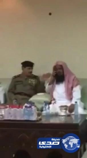 بالفيديو.. لحظة تلقي أشقاء اللواء الحربي العزاء هاتفيا من ولي العهد