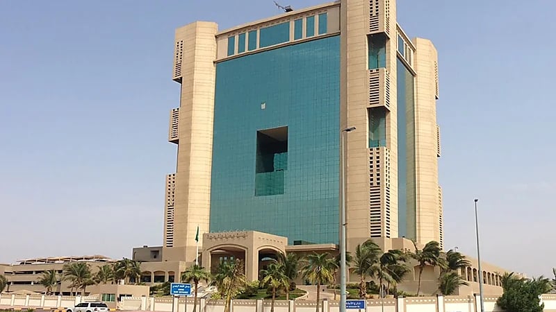 أمانة جدة تغلق 209 منشآت مخالفة للتدابير الوقائية