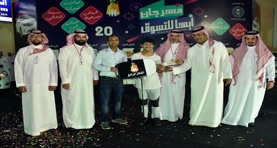 بالصور.. السيارة الرابعة بمهرجان أبها للتسوق لمقيم هندي