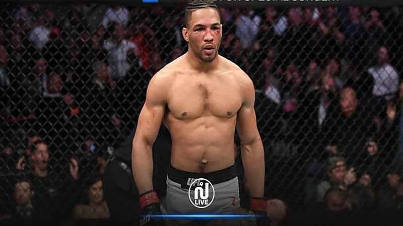 مقاتل أمريكي يشهر إسلامه