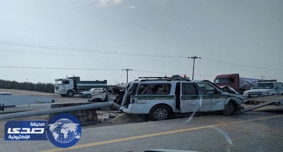 إصابة 16 في تصادم مروع بالقنفذة