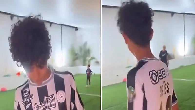 جونيور كريستيانو يرتدي طقم الشباب .. فيديو