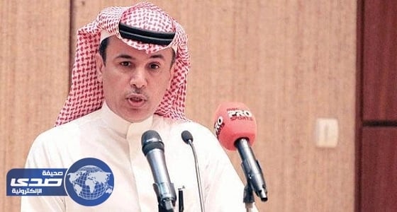 الهلال يجهز أوراقه للمطالبة بالسلفة على عوض خميس