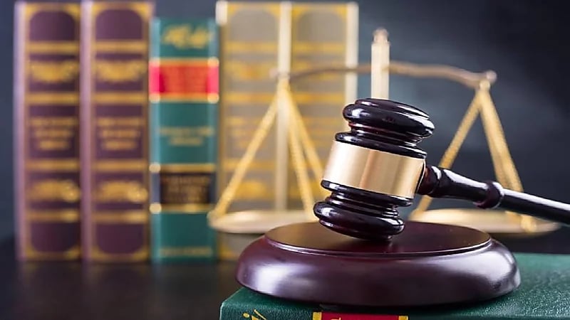 قانونيون يكشفون خطورة التهاون في تسريب الوثائق السرية ويوضحون عقوبتها