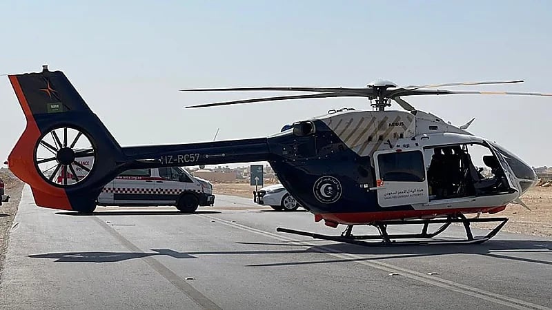 الهلال الأحمر يباشر حادث مروري بضاحية نمار بالرياض