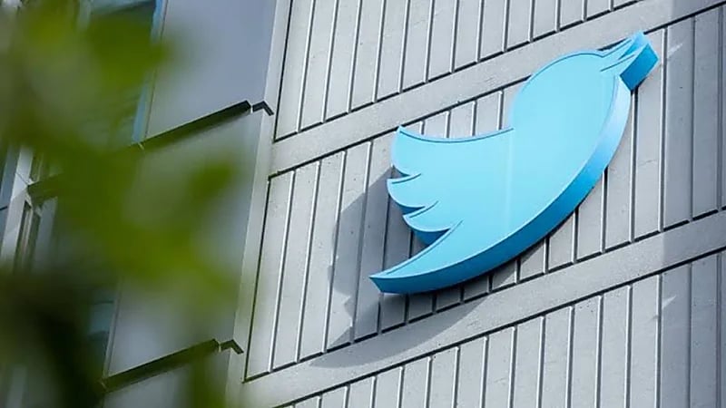 ماسك يعلن حملة تطهير واسعة لحذف الكثير من الحسابات على "تويتر"