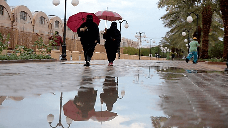 الجهني: توقعات بمزيد من الأمطار خلال الصيف