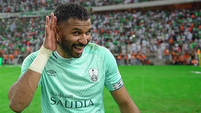 لوشيسكو يستبعد جيوفينكو من قائمة الهلال أمام ضمك 