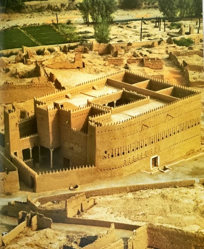 جمال وروعة الطراز النجدي للقصور