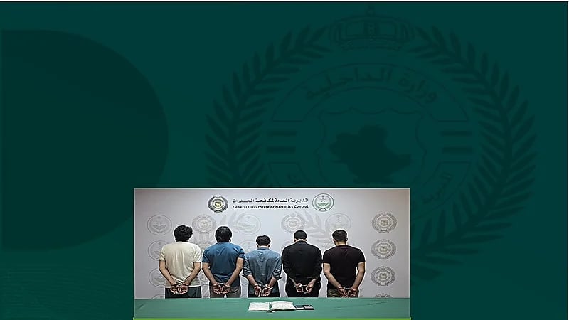القبض على 5 مقيمين بجدة لترويجهم مادتي الشبو والحشيش المخدرتين