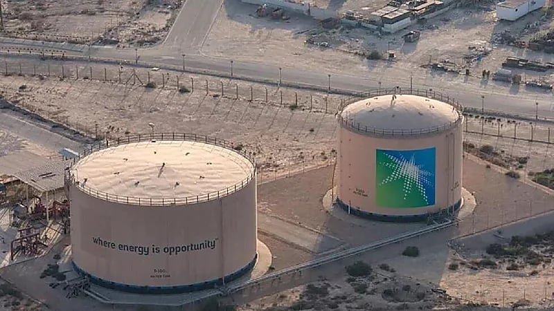 شاهد.. متى تم اكتشاف النفط بكميات تجارية في المملكة ؟