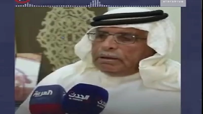 بالفيديو.. والد الطيار الأردني معاذ الكساسبة يطالب بحرق الداعشي السويدي الذي أحرق ابنه