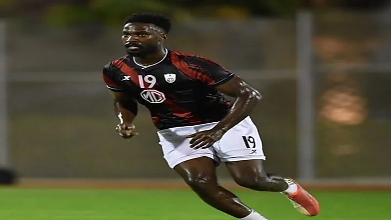 الإصابة تضرب مهاجم الأهلي قبل دقائق من مواجهة التعاون