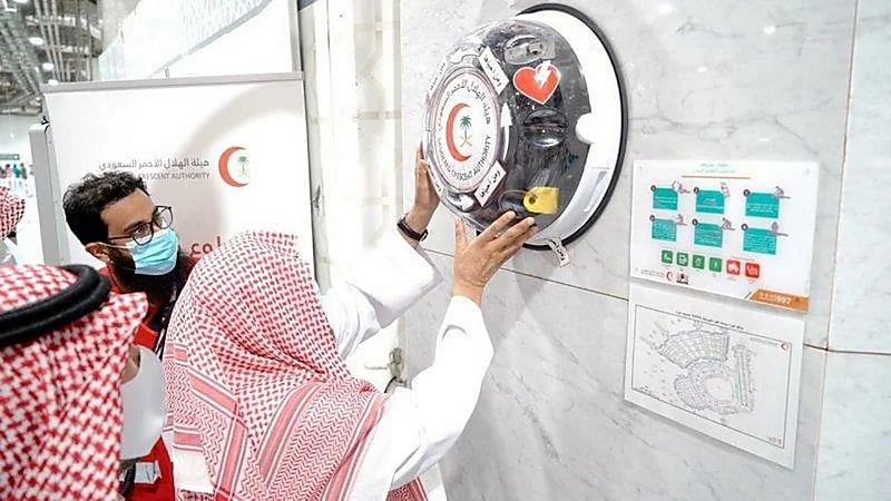 إصابة "أربعيني" بجلطة قلبية خلال صلاة الجمعة بالمسجد الحرام