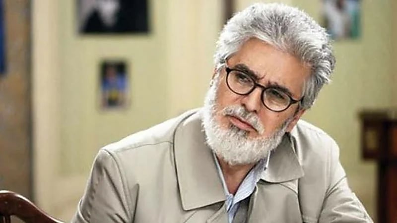 بالفيديو.. فنان سوري يثير الجدل بسبب تصريحه عن صوت المؤذنيين