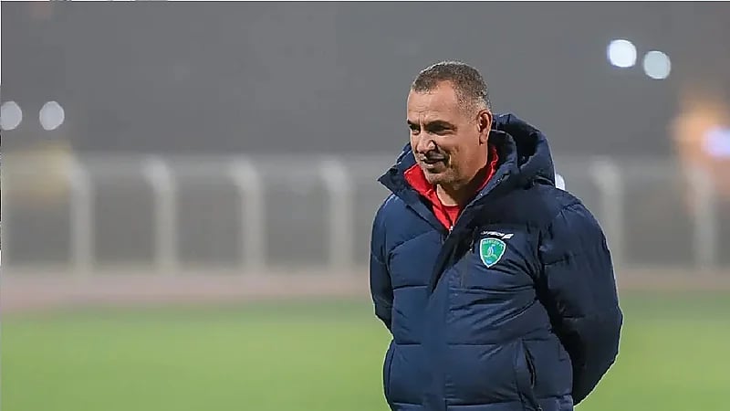 الأهلي يتحرك للتفاوض مع مدرب تونسي