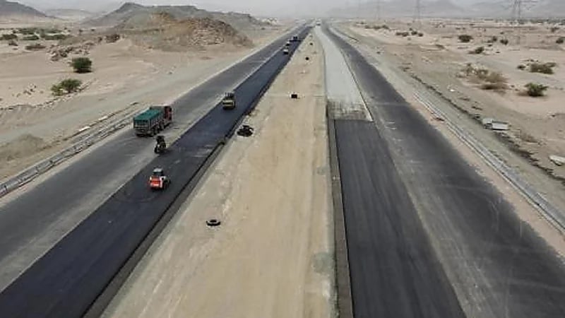 "النقل": قريبا إنتهاء مراحل إنشاء طريق الكر - الشميسي بمكة