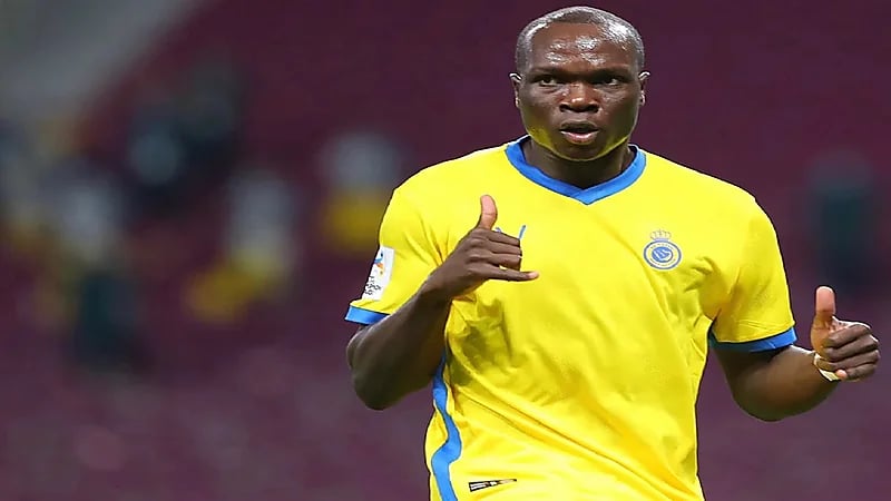 أبو بكار يحدد شرطا للانضمام للزمالك