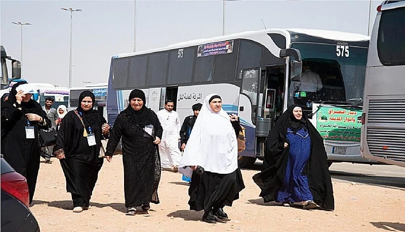 بالصور.. منفذ جديدة عرعر يستقبل المعتمرين من العراق لأول مرة منذ 3 عقود