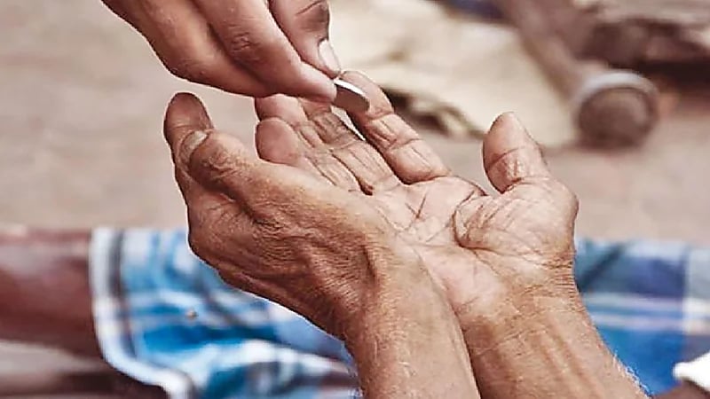 بالفيديو .. محامي: خلف ظاهرة التسول عصابات تتاجر بالبشر